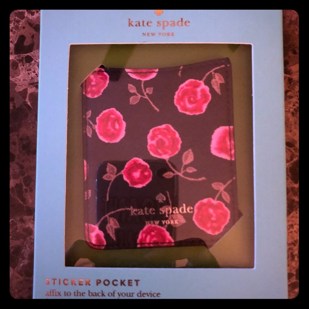 kate spade Hazy Rose Sticker Pocket ❤️